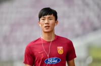 陈泽鹏，中国男子职业足球运动员