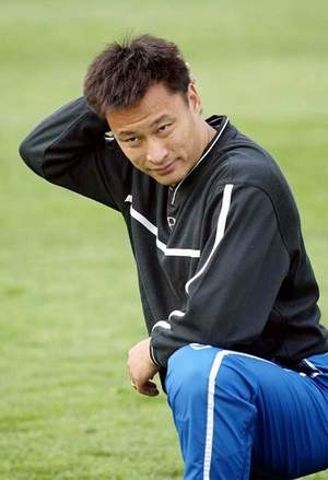 小李明，前中国男子职业足球运动员