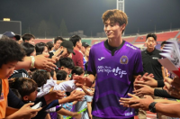 曹圭成，韩国男子职业足球运动员
