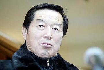 马俊仁，前中国田径教练