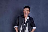屠洪刚，中国内地男歌手、国家一级演员