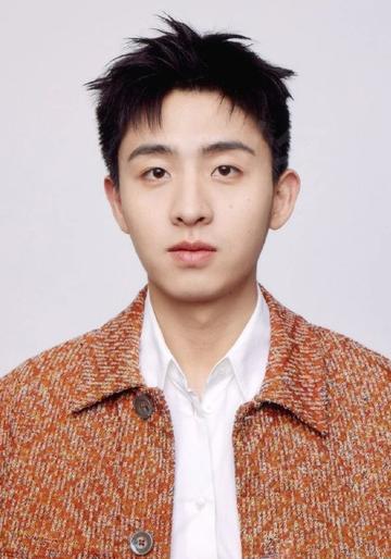 焦迈奇，中国内地男歌手、演员