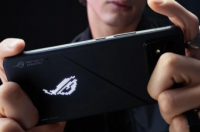 华硕新款ROG Phone 8终于在游戏手机中配备了好相机