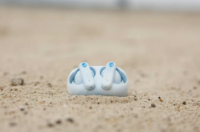 Skullcandy的新款无线耳机主要由再生塑料制成