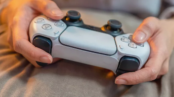 您的PS5 DualSense控制器很快将带来更好的声音和分享体验